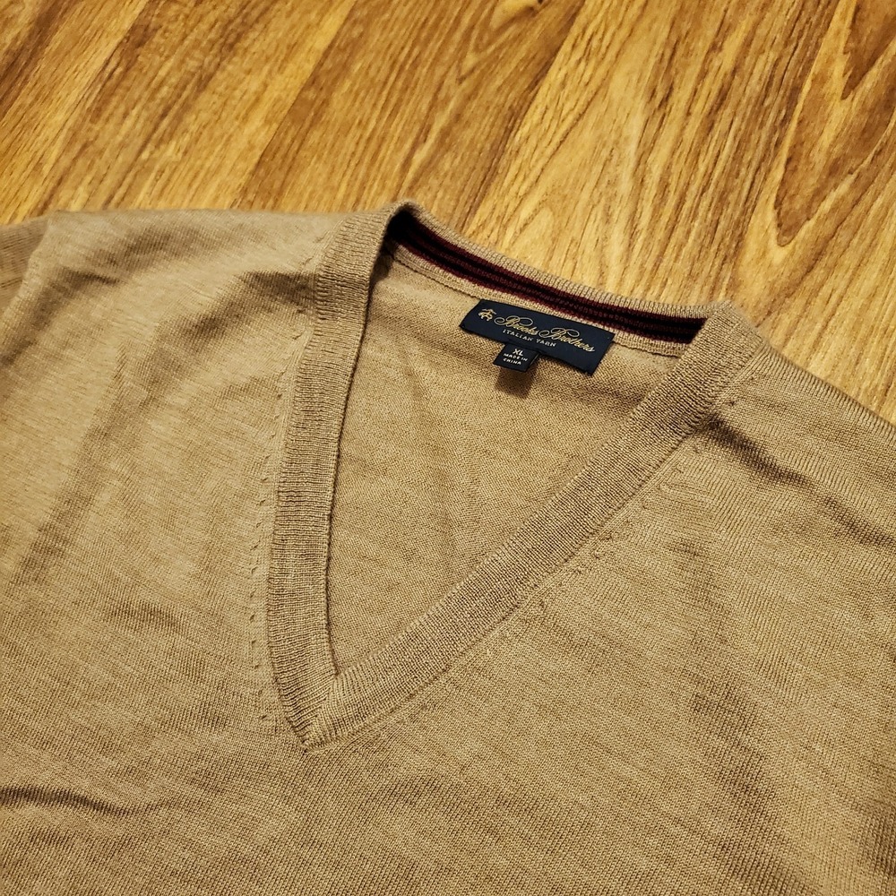 Brooks Brothers Sweater Men XL Brown 100% Merino Wool Italian‎ Yarn V-Neck